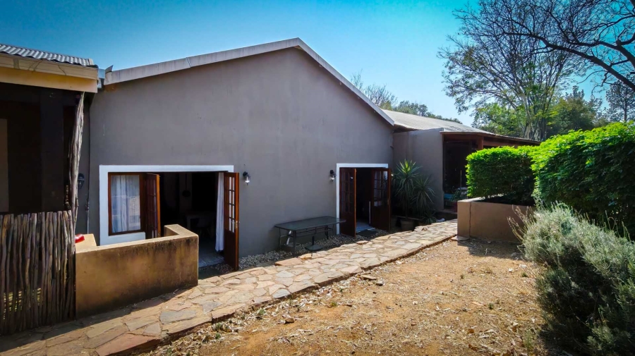 10 Bedroom Property for Sale in Hartbeespoort Rural North West